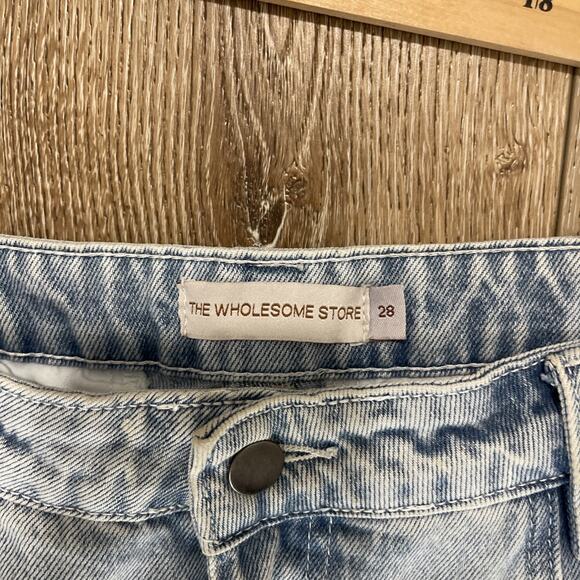 Embroidered Light Blue Boyfriend Jeans - Picture 8 of 14